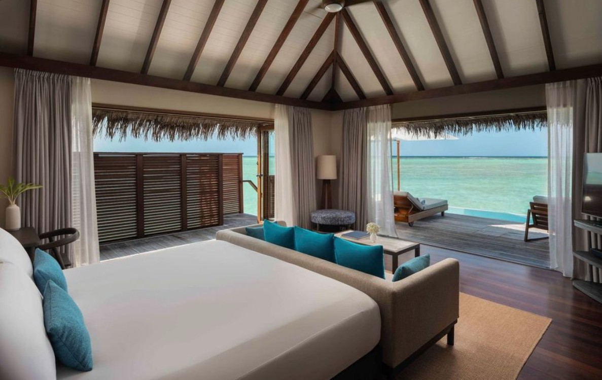 Deluxe Water Villa with Pool