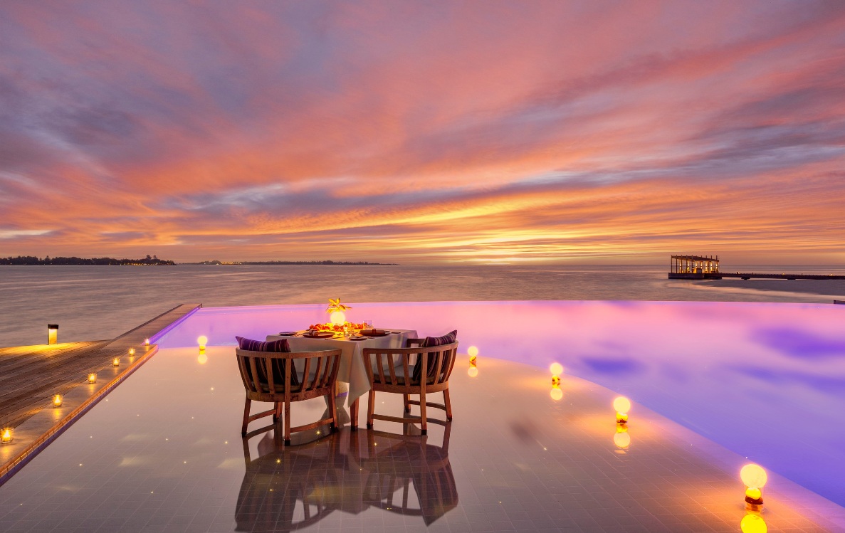 Destination dining